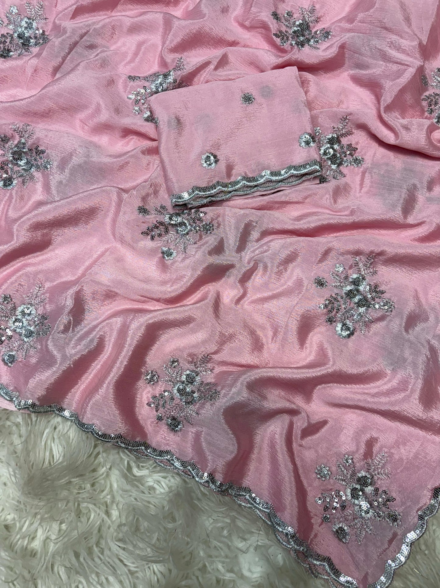 Chinnon Silver Butta Magic β Elegant Party Wear Saree