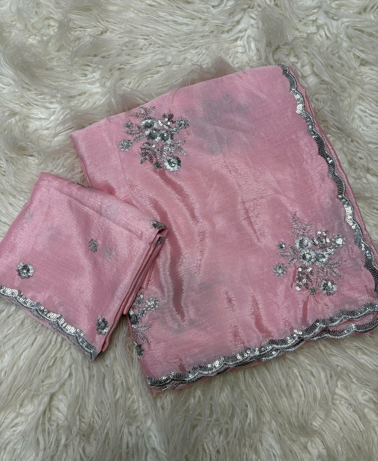 Chinnon Silver Butta Magic β Elegant Party Wear Saree