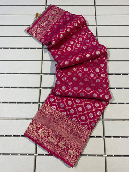 Pure khadi georgette silk saree with rich elegant zari woven pallu