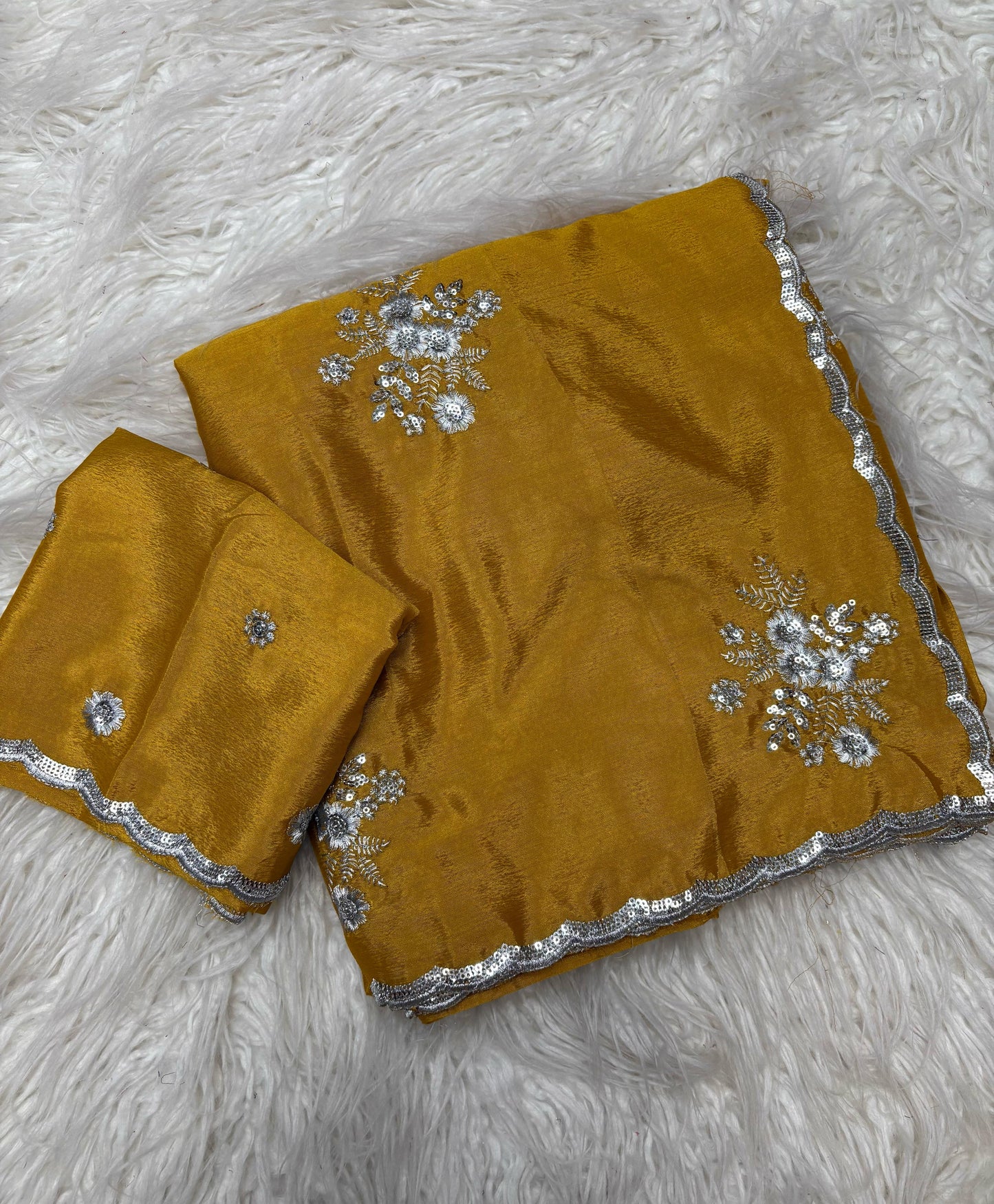 Chinnon Silver Butta Magic – Elegant Party Wear Saree