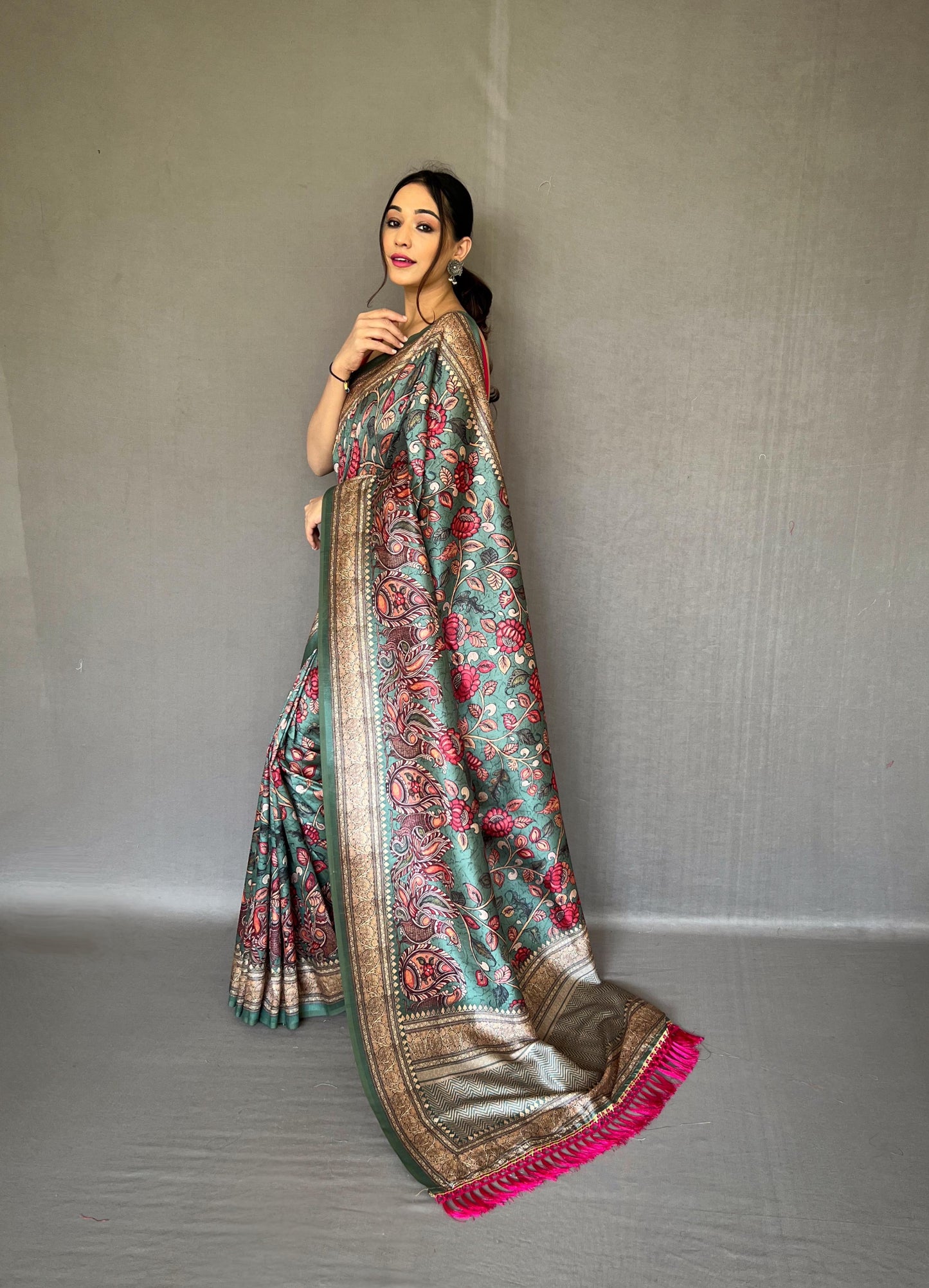 DIVA Kalamkari Fusion Soft Silk Saree – A New Age of Elegance