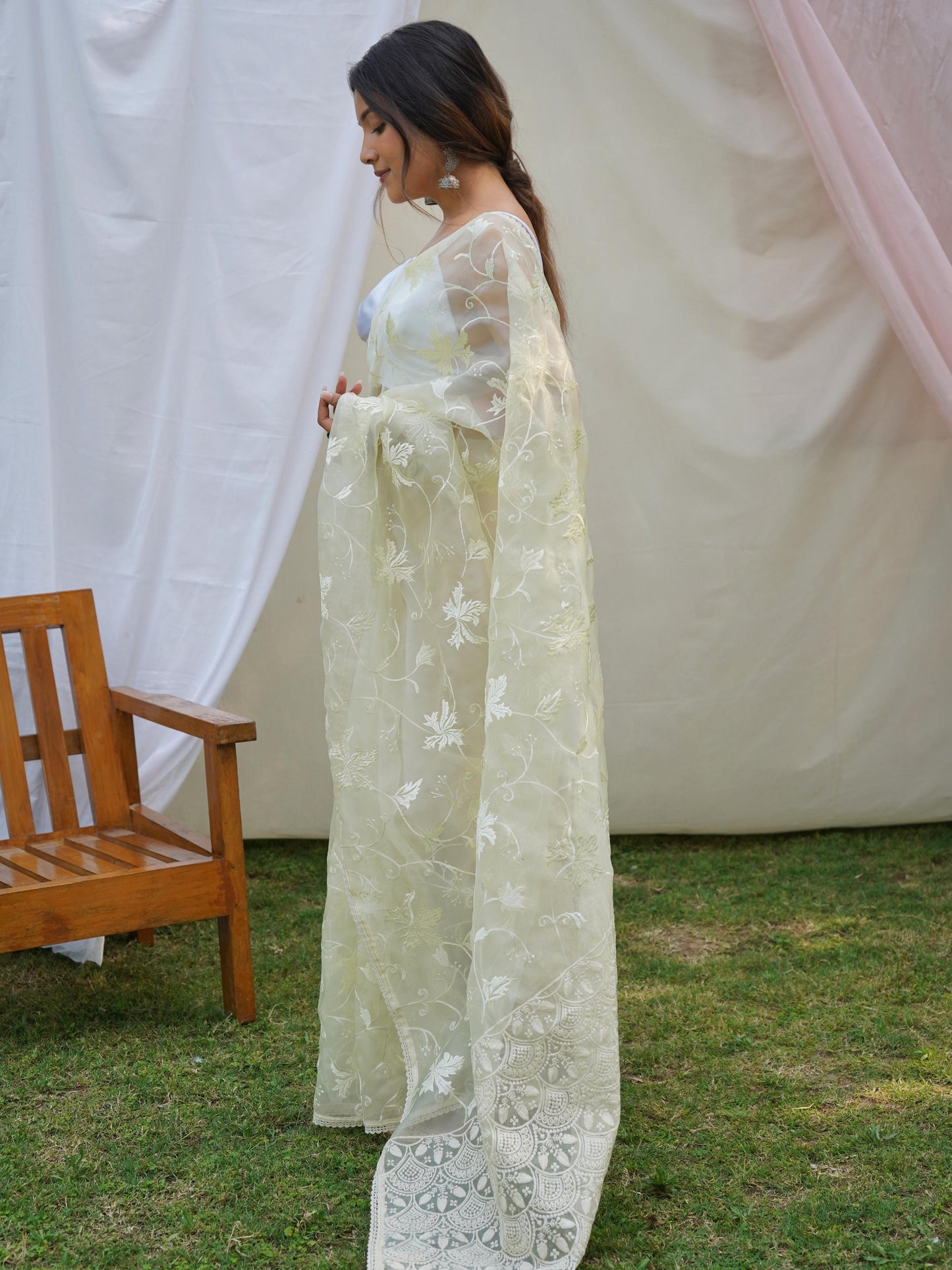 Ishaq – Elegant Lucknowi Organza Silk Saree with Viscose Thread Work | The Sareen Exclusive